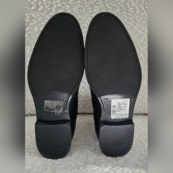 Bally Men's Westley Grained Leather Chelsea Boots Black Size 7